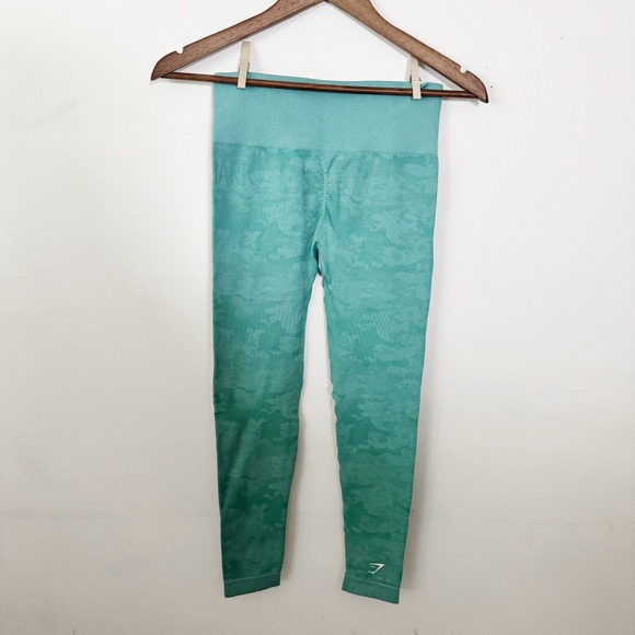 Gymshark turquoise green camo leggings size small - Picture 2 of 4